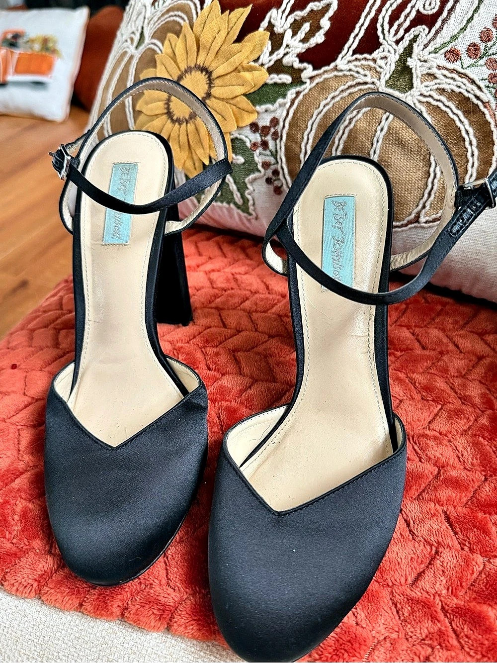 Betsy Johnson Black Ankle Strap Heels US 8